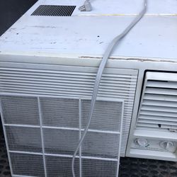 OBO 8,000 BTU Window AC Unit Gold star 