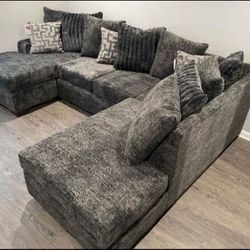 CLEARANCE SALE!!! DARK GRAY SECTIONAL SOFA (PICKUP ONLY)