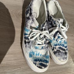 Vans Women’s 9