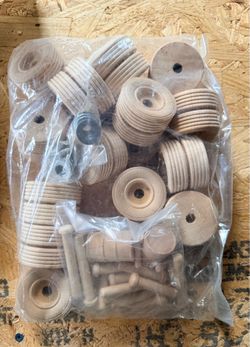 Wooden Toy Wheels and Axles Craft Kit