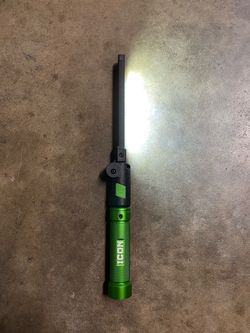 ICON ( green) RECHARGEABLE/ MAGNETIC LIGHT
