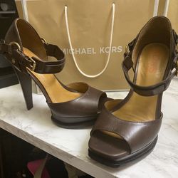 Michael Kors Size 5 1/2