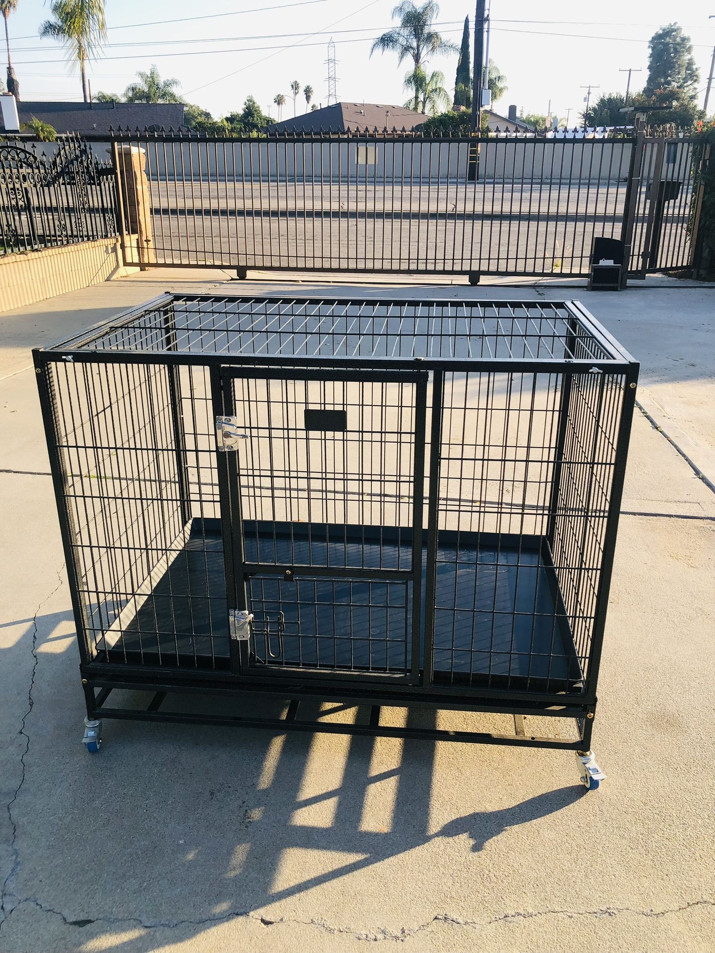Heavy Duty Dog Crate with Wheels, Folding Metal, Removal Bottom Tray