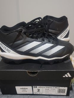 Adidas Cleats Like new.