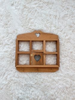 Vintage 90s Wooden Trinket Shelf ᰔ