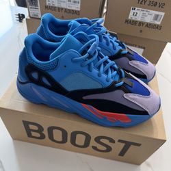 Adidas Yeezy Boost 700 Hi-Res Blue Size 12