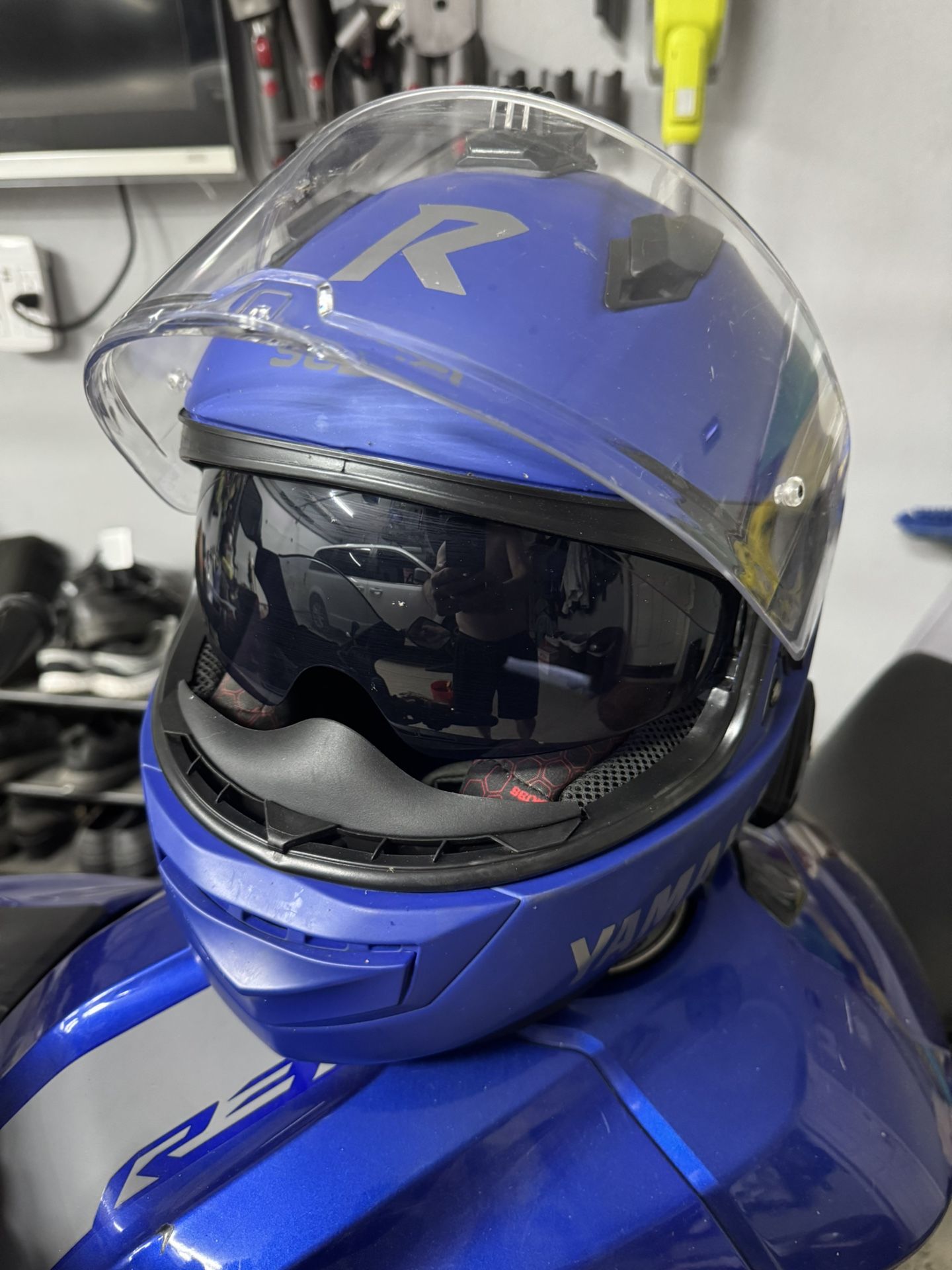 Seidici II Motorcycle Helmet W/built In Cardo Talk Pack