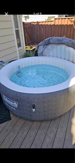 Hot tub pool