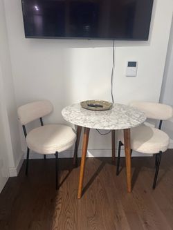 Dining room Chairs and Table