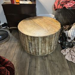 Coffee Table W/2 Matching End Tables