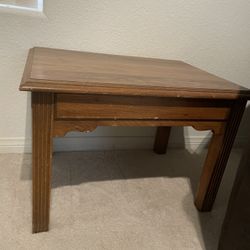 Stand End Table 