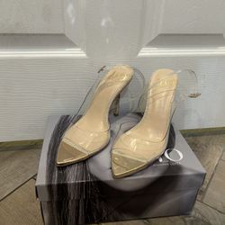 JLO, gold&nude, and size 6.5