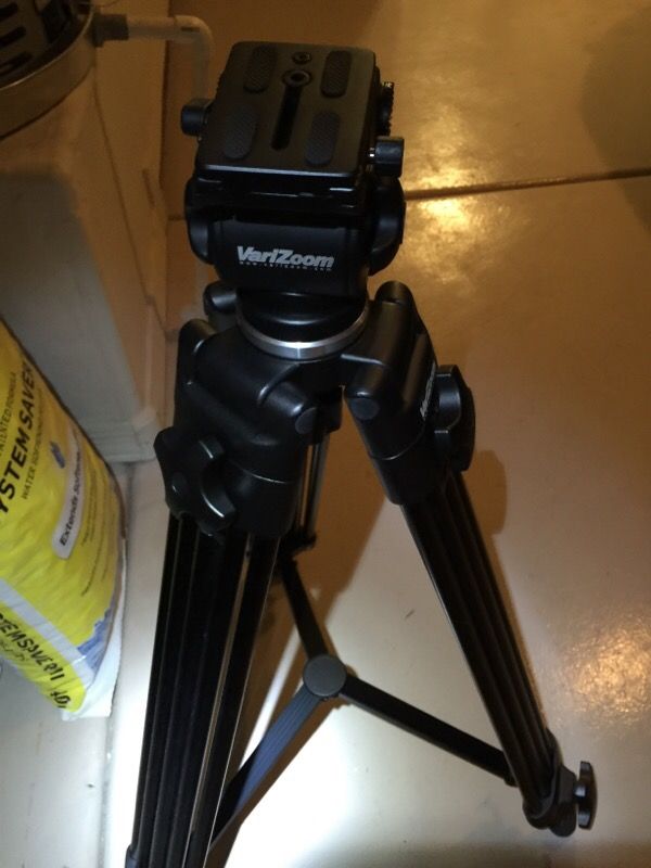 Varizoom camera tripod