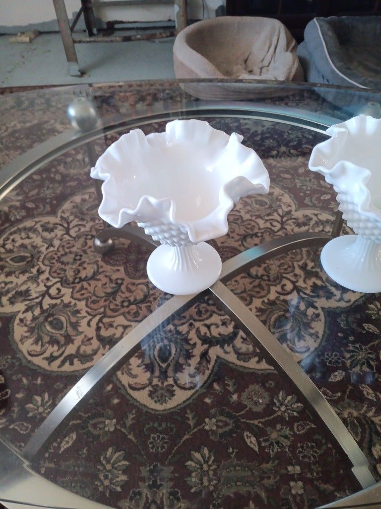 TWO VINTAGE DISHES