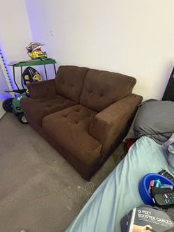 Brown love seat for sale - great condition $50