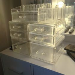 Makeup Organizer 