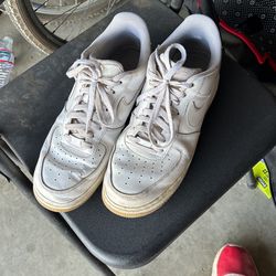 air forces size 12 men size 11-12