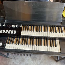 Piano Hammond M3