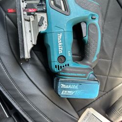 Makita XVJO3 Cordless Jigsaw