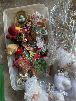 Vintage Christmas Decorations And Bulbs