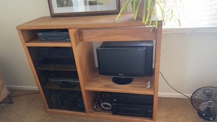 Tv entertainment center