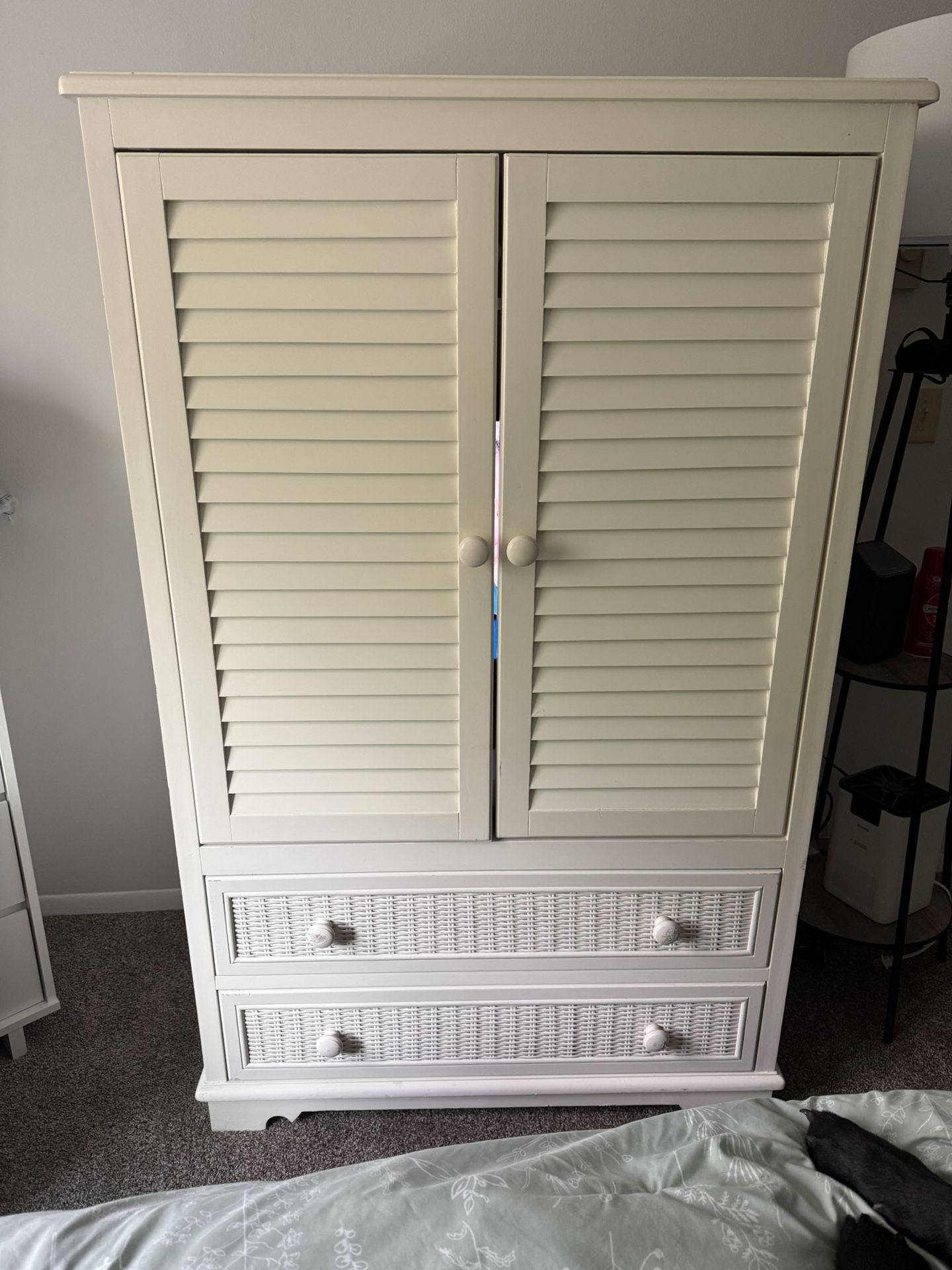 Armoire