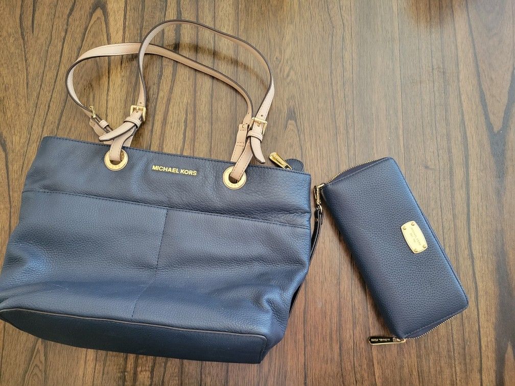 Michael Kors Purse And Wallet