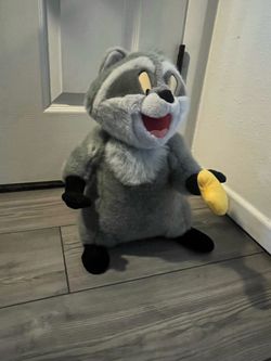 Vintage Disney Meeko plush from Pocahontas