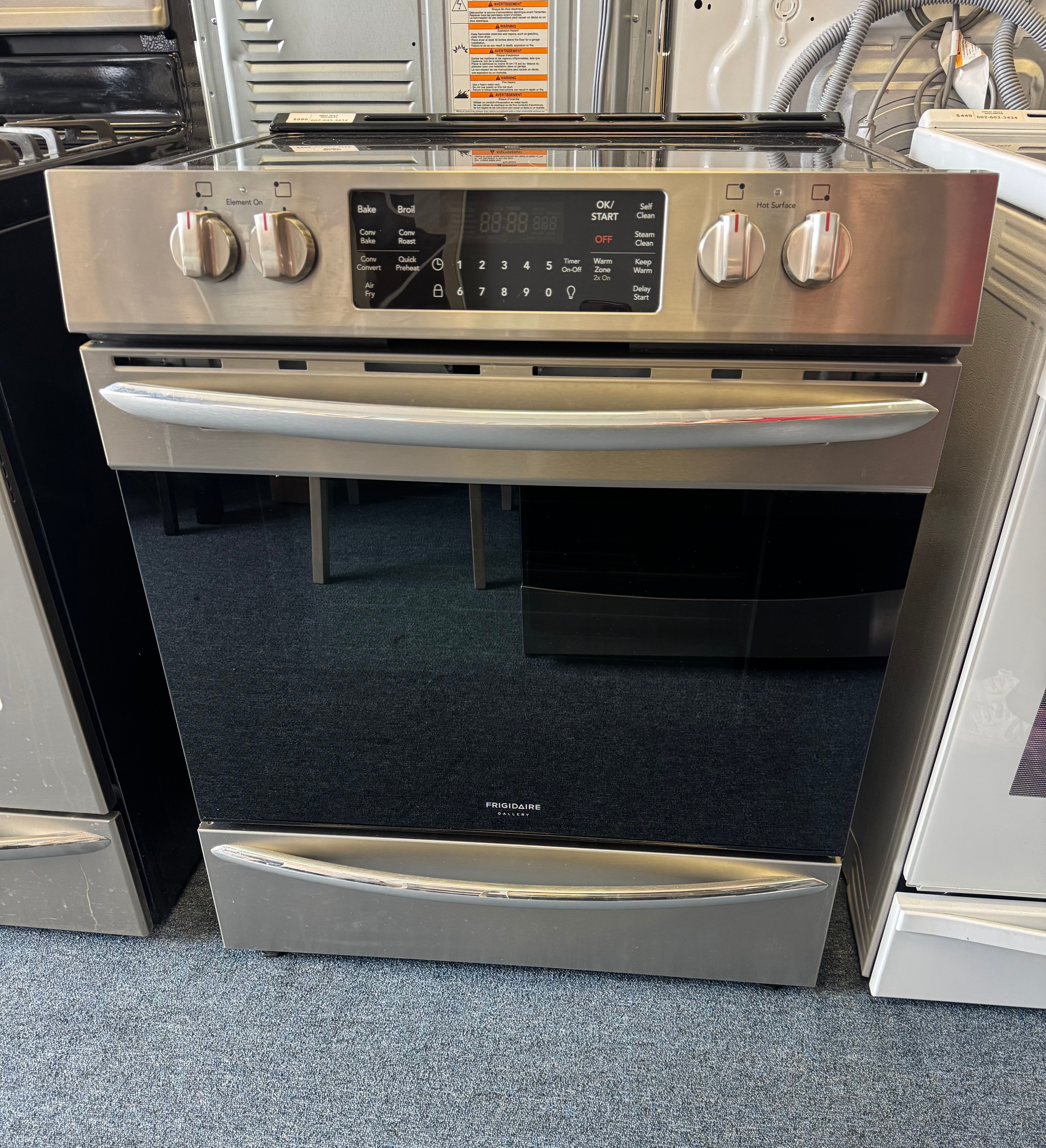 FRIGIDAIRE SLIDE-IN STOVE// AIRFRY INCLUDED// STAINLESS STEEL