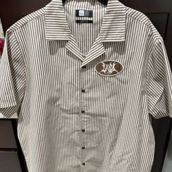 4 button down shirts 