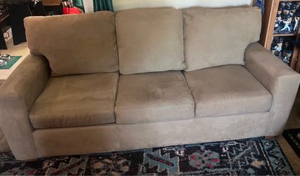 Free Sofa