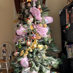 7.5’ Christmas Tree 