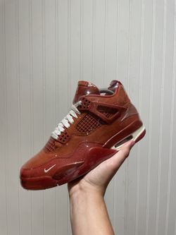 Size 8 Jordan 4 