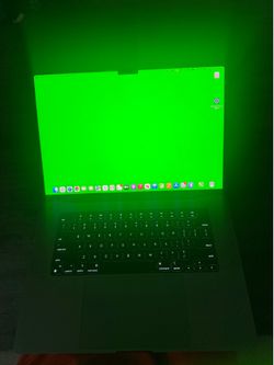 MacBook Pro 16 inch (16 GB)