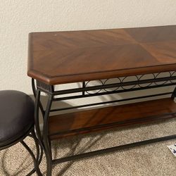 Bar / Table And 2 Stools
