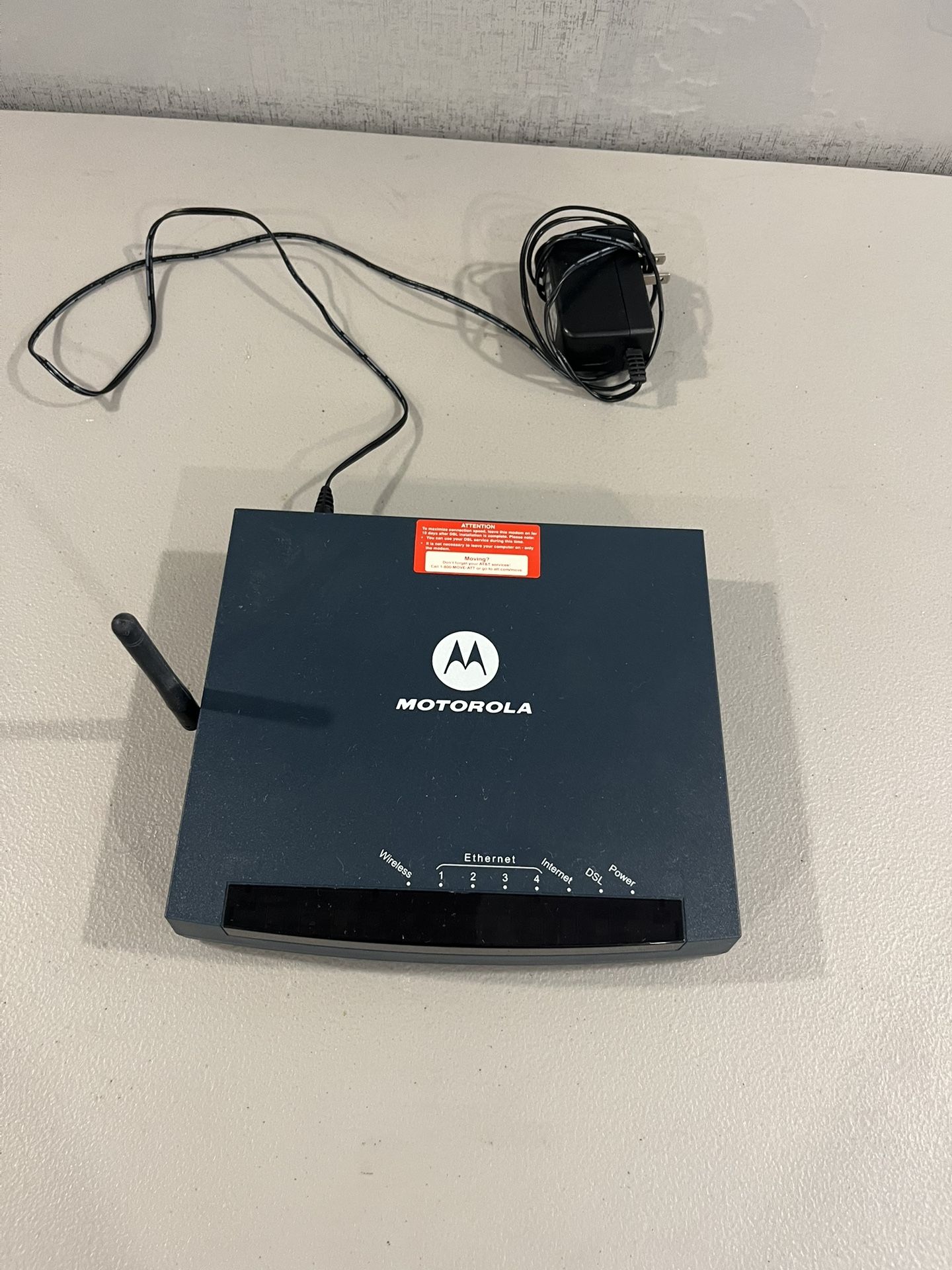 Motorola 3347-02-1022 Wireless Router DSL Modem 4-Port w/ AC Adapter