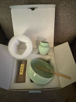 Matcha Tea Ceremony Set with Bowl and Whisk