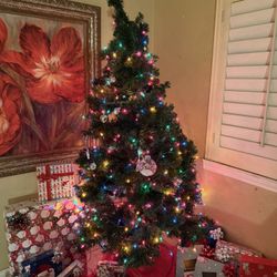 Christmas 🎄 Tree