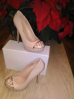 High heels beige