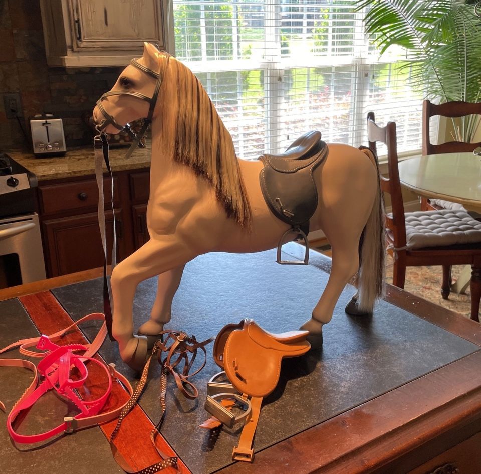 Horse 20” for Dolls, Includes An Extra Saddle Set