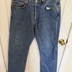 Levis 501 Jeans Men’s 34x32 Straight Fit Red Tag