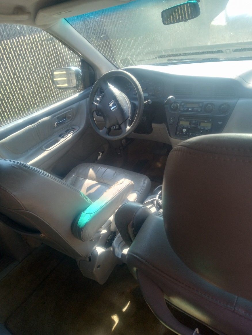 2004 Honda Odyssey