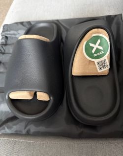 Yeezy Slides