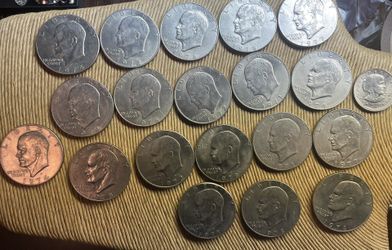 20 1970s Dollar Coins 19 Ikes And 1 Susan B Anthony