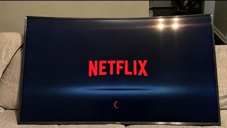 Samsung 65” Curved 4K UHD Smart TV – UN65JU7500F
