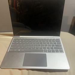 Microsoft Laptop 