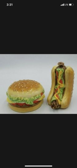 Loaded Hamburger and Hot Dog Picnic Salt and Pepper Shaker Set