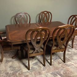 Dining Room Table And Chairs. 