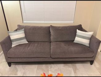 · Roderick Sofa with Fiber/Feather Blend Seat