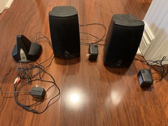 Acoustic Research AW-871 Wireless Stereo Speakers